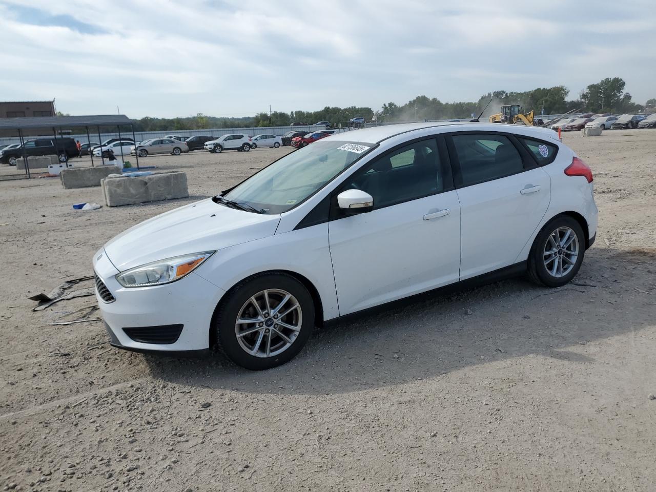 FORD FOCUS SE 2016