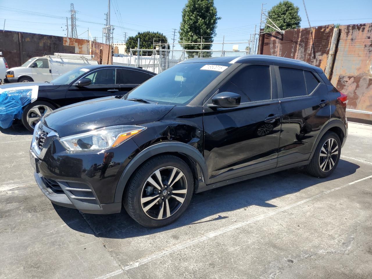 NISSAN KICKS SV 2020
