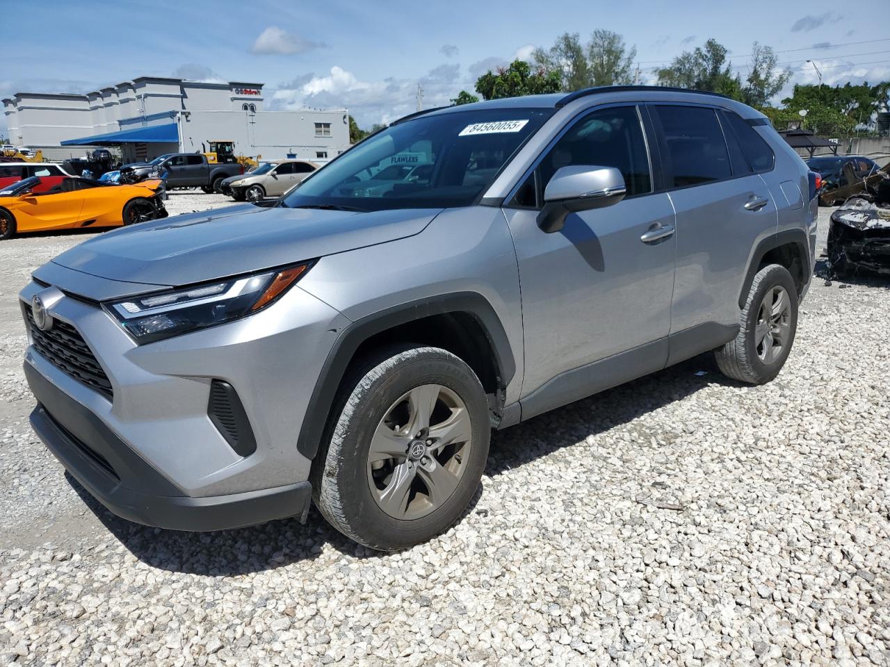 TOYOTA RAV4 XLE 2024