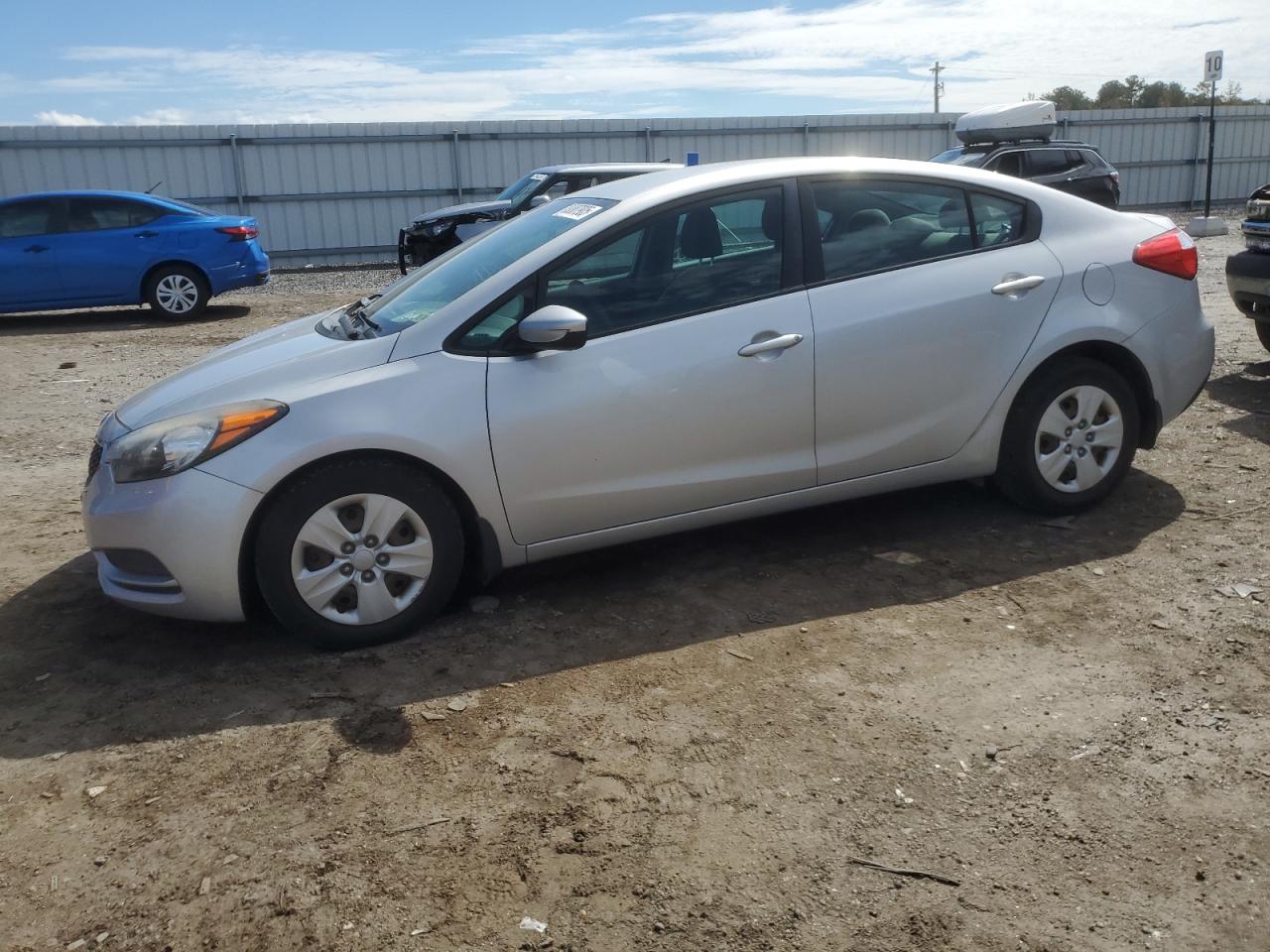 KIA FORTE LX 2015