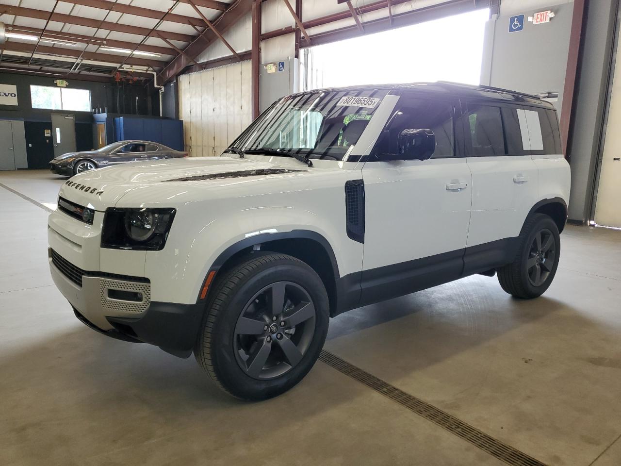LAND ROVER DEFENDER 110 S 2025