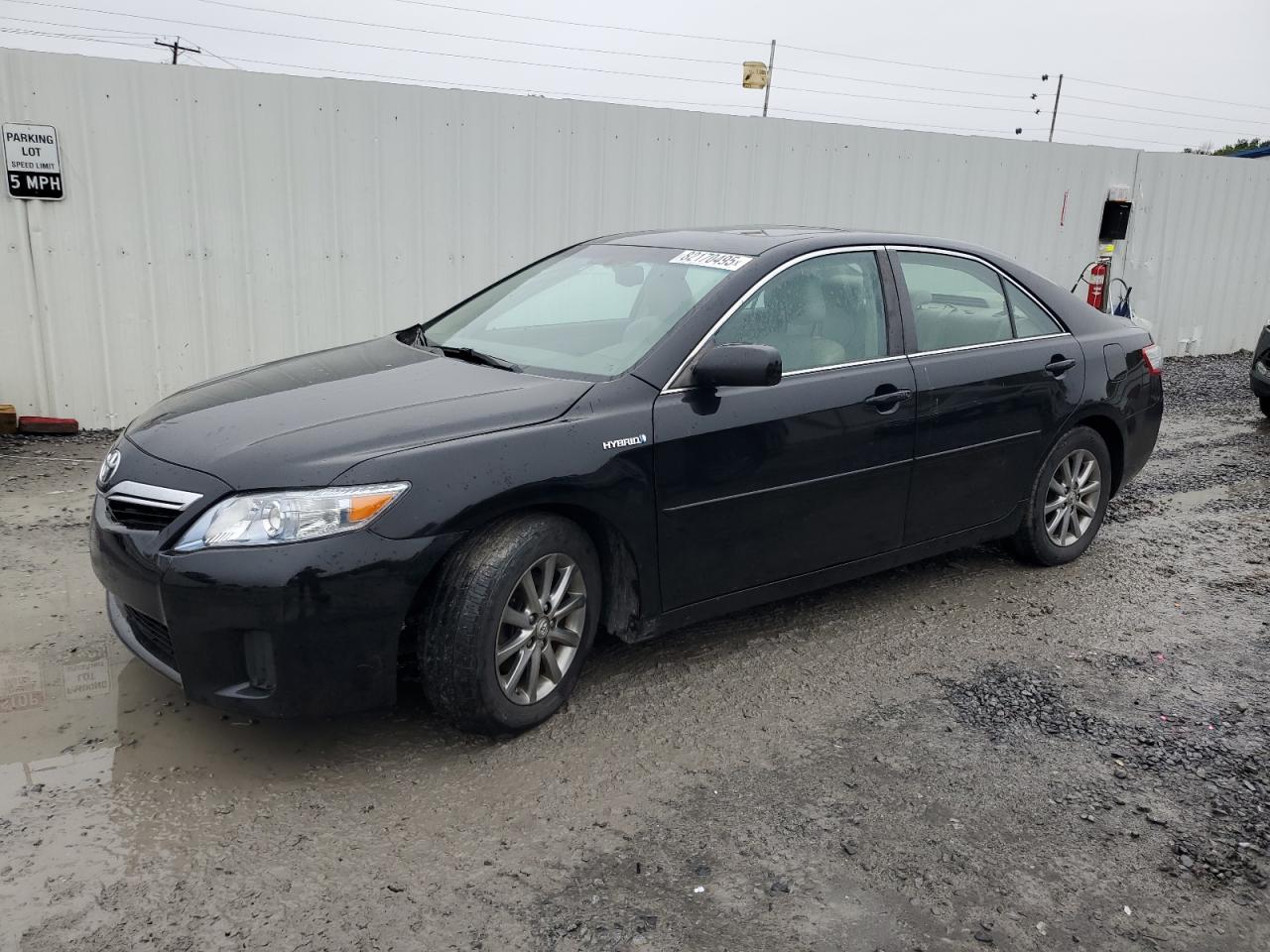 TOYOTA CAMRY HYBRID 2011