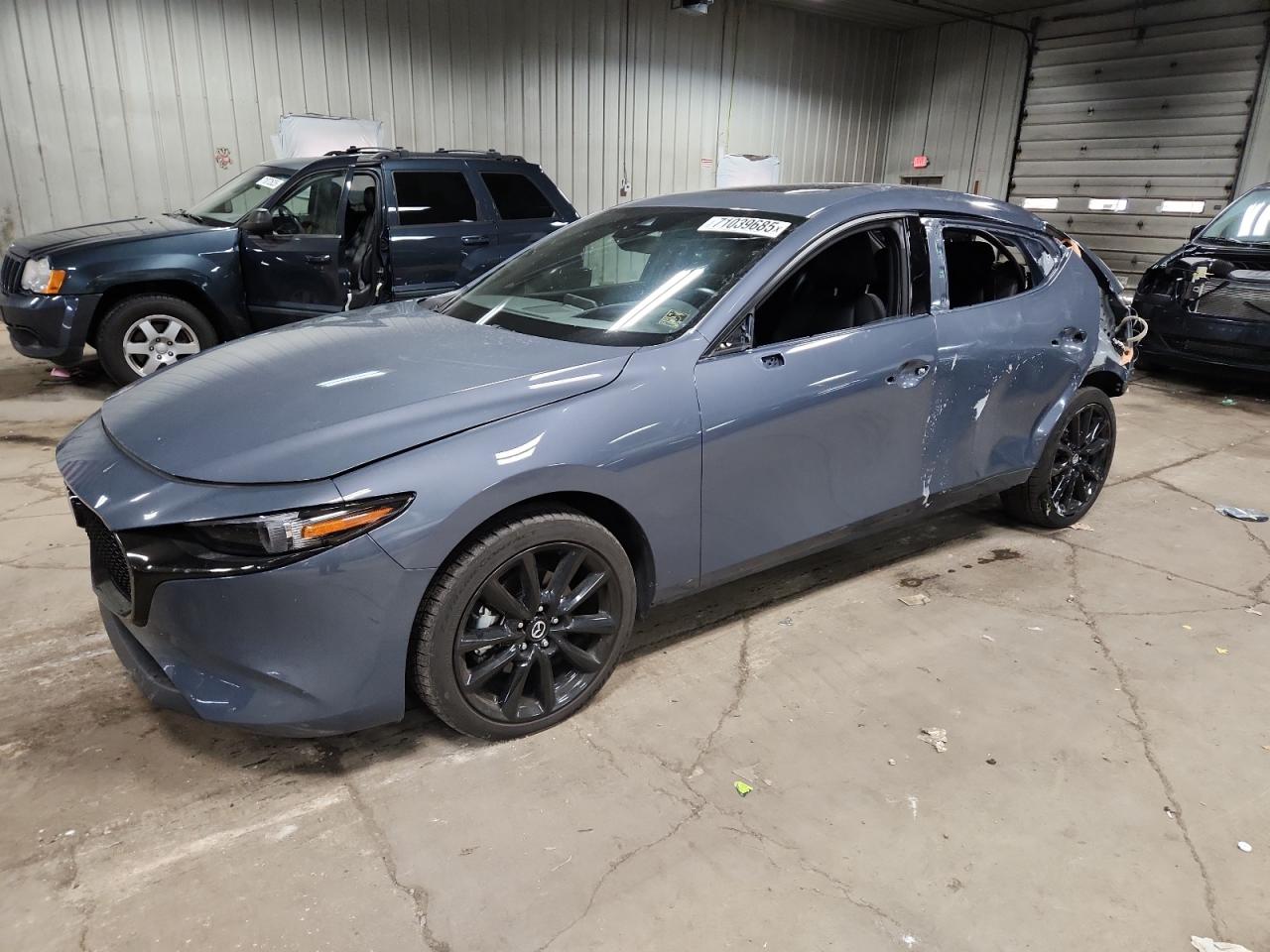 MAZDA 3 2023