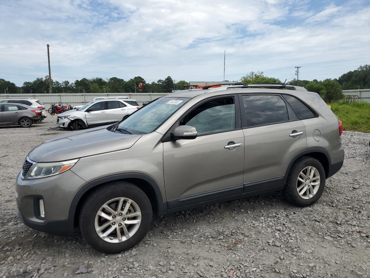 KIA SORENTO LX 2015