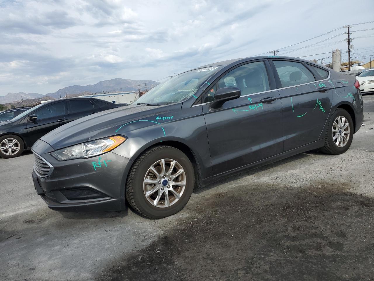 FORD FUSION S 2017