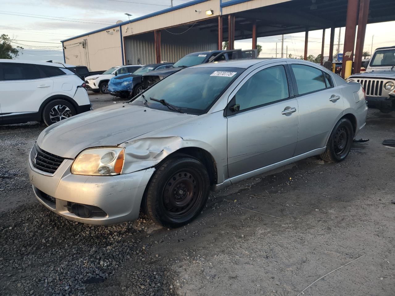 MITSUBISHI GALANT ES 2009