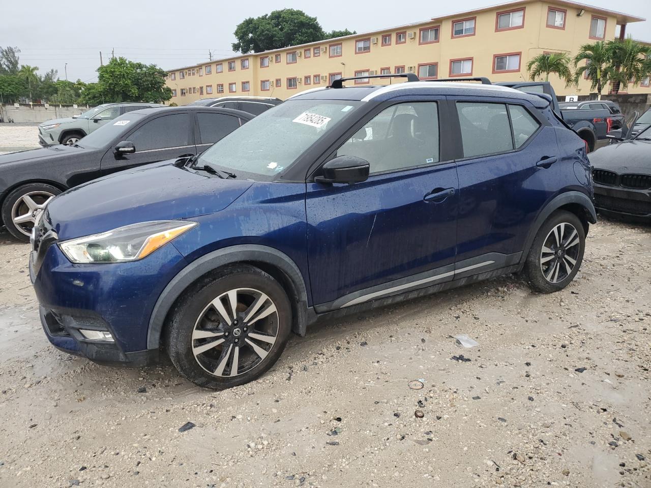 NISSAN KICKS S 2019