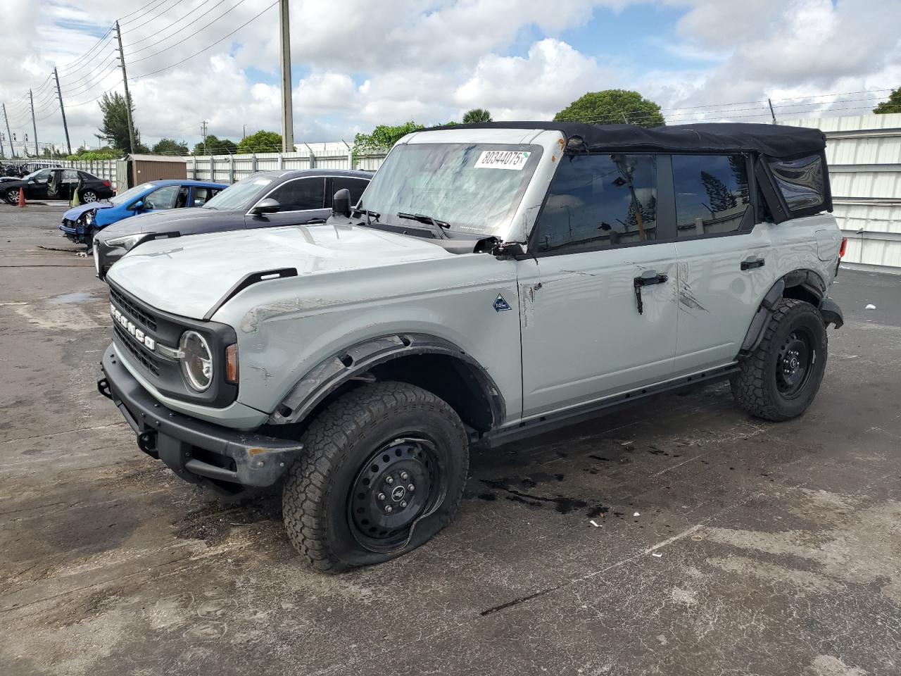 FORD BRONCO BASE 2022
