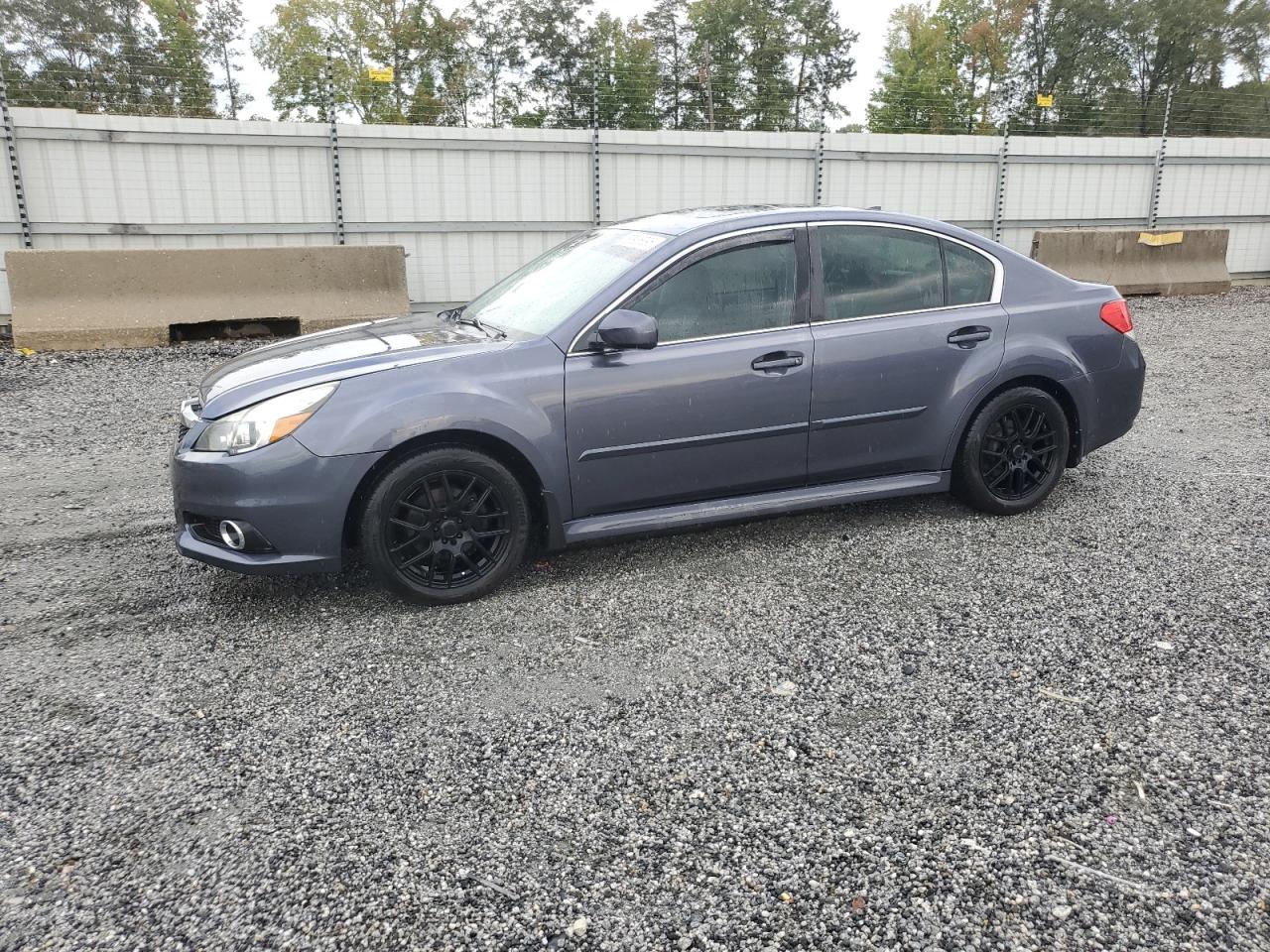 SUBARU LEGACY 2.5 2014