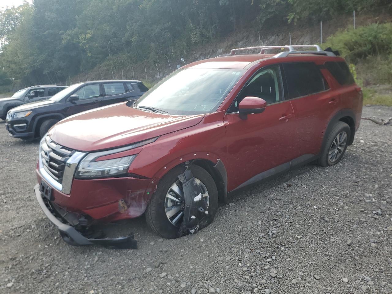 NISSAN PATHFINDER 2024