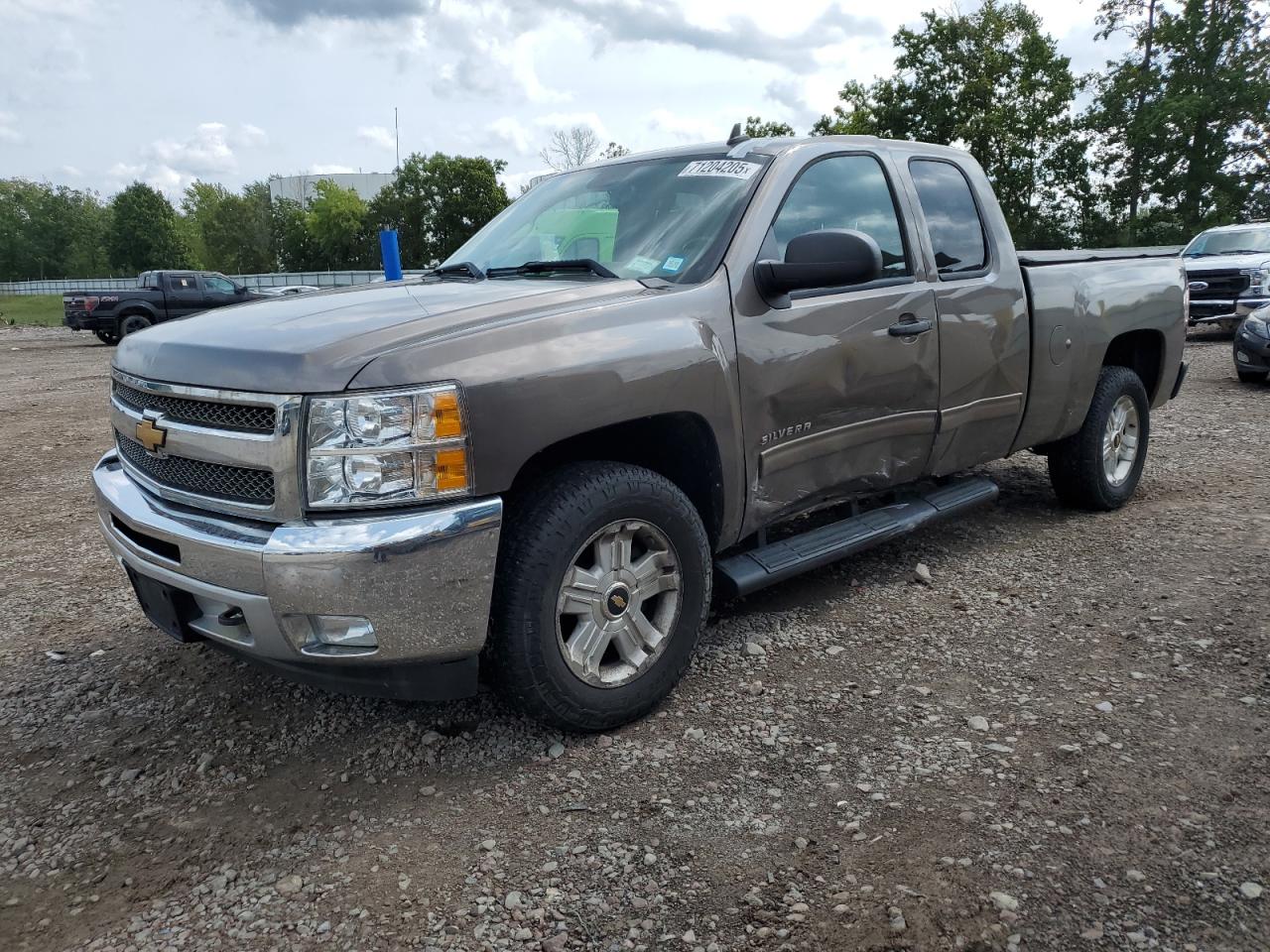 CHEVROLET SILVERADO 2013