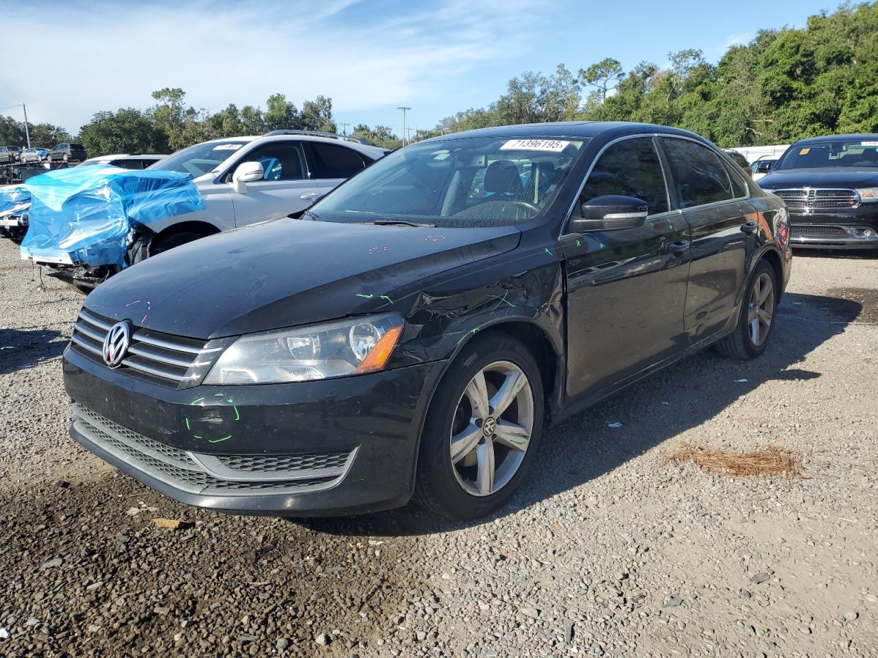 VOLKSWAGEN PASSAT SE 2012