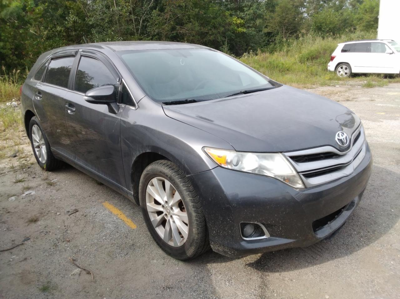 TOYOTA VENZA LE 2015
