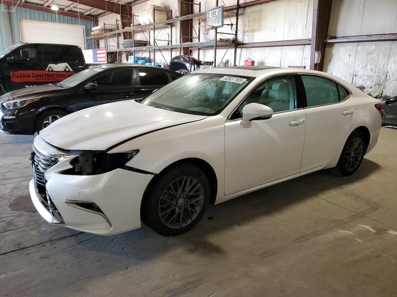 LEXUS ES 2018