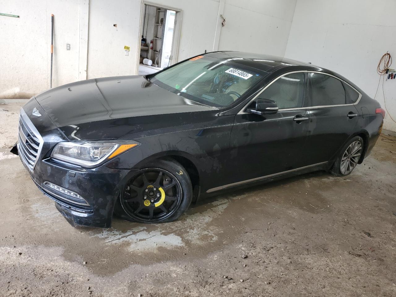 HYUNDAI GENESIS 3. 2016