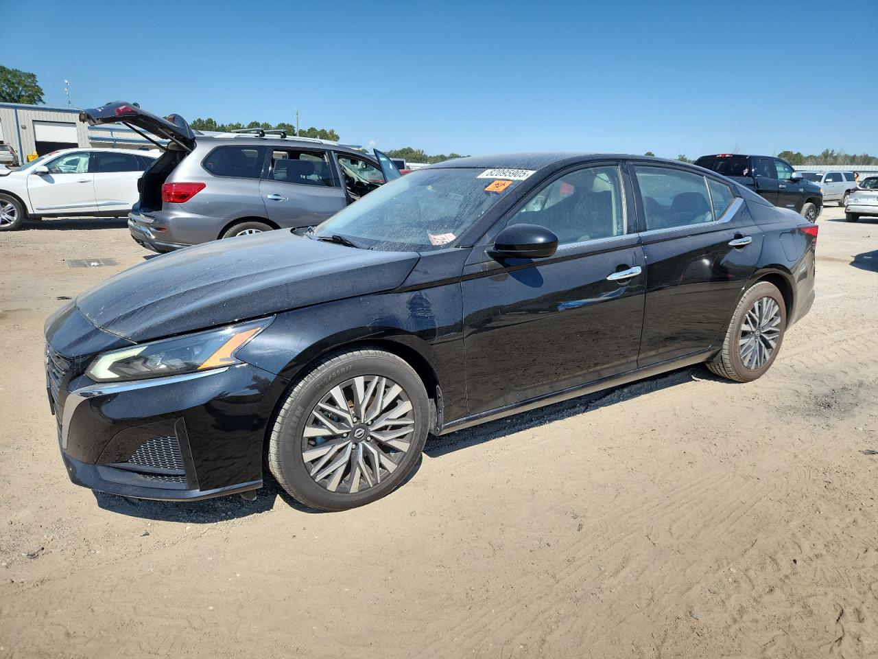 NISSAN ALTIMA SV 2023