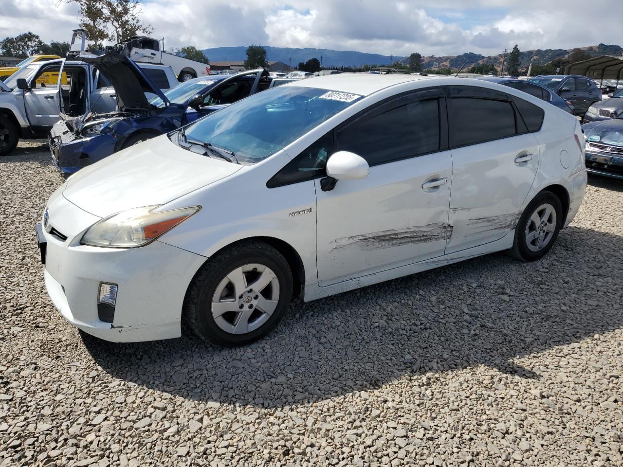 TOYOTA PRIUS 2011