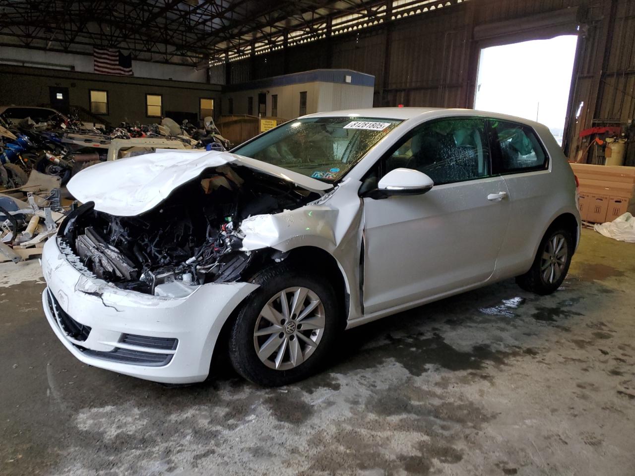 VOLKSWAGEN GOLF BASE 2016