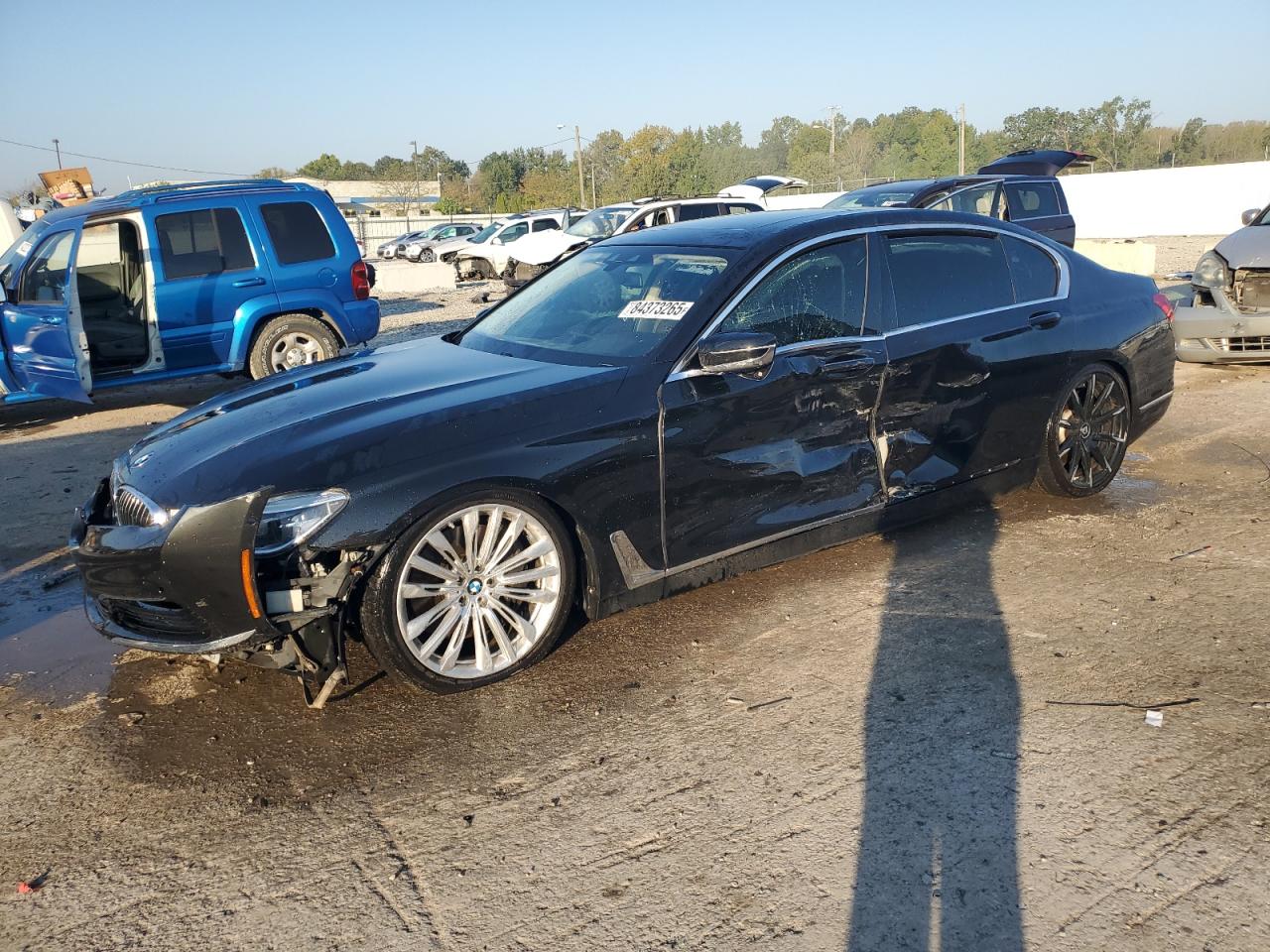 BMW 750 2016