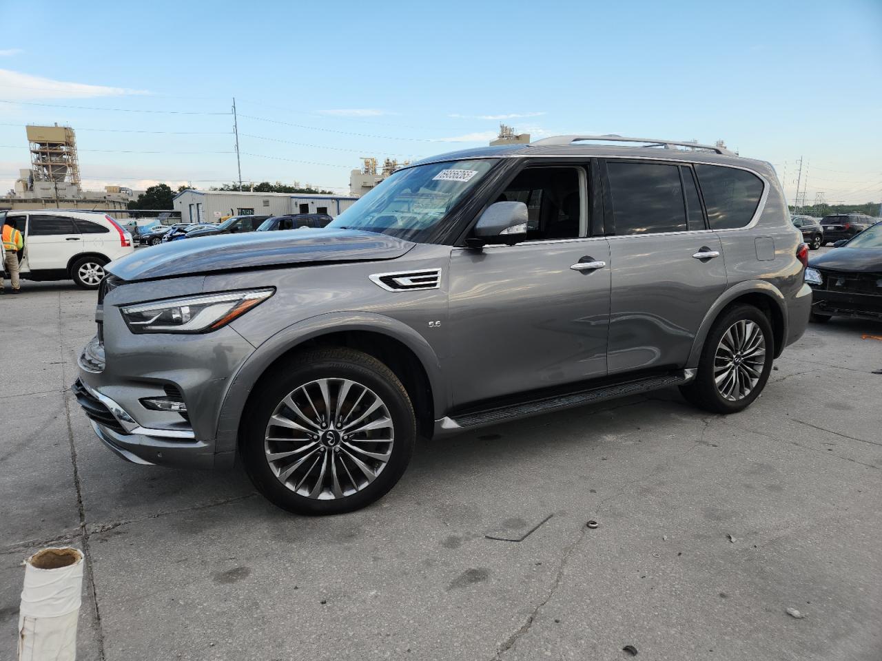 INFINITI QX80 LUXE 2019