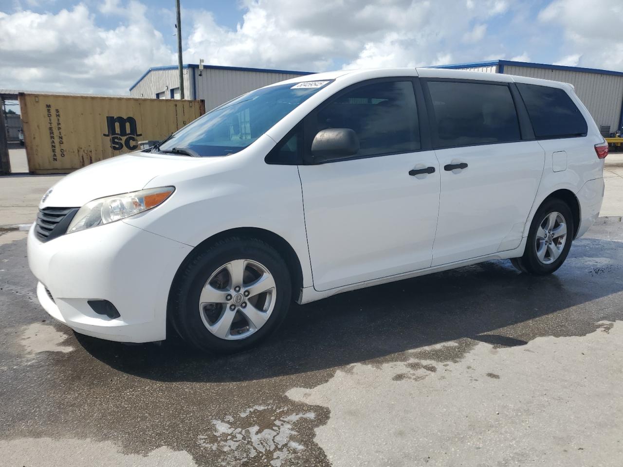 TOYOTA SIENNA 2016