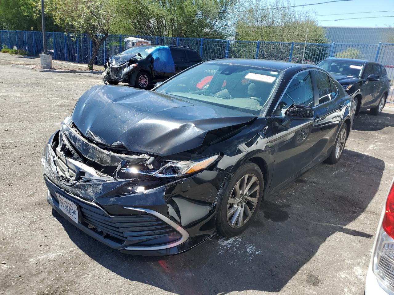 TOYOTA CAMRY LE 2023