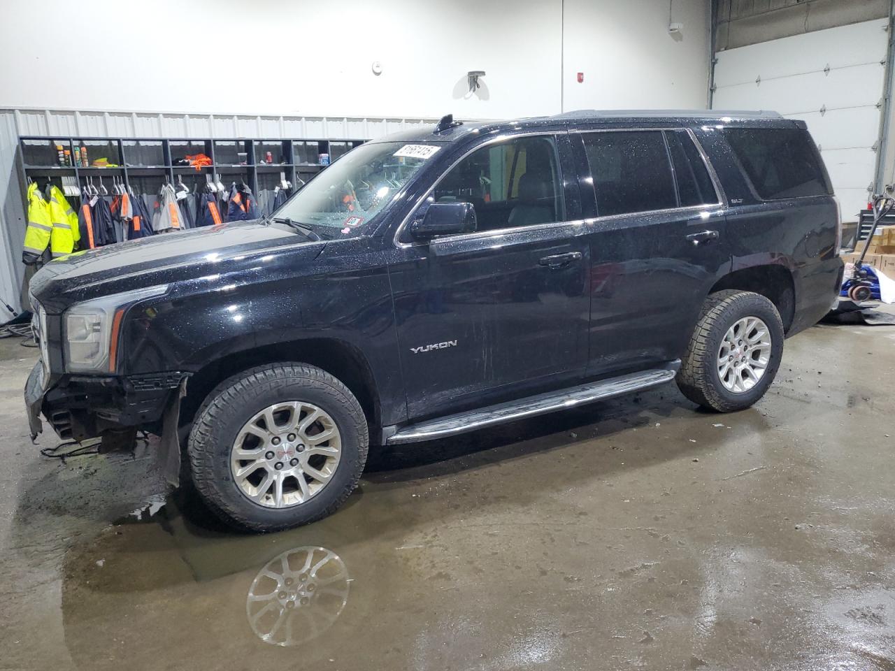 GMC YUKON SLT 2017