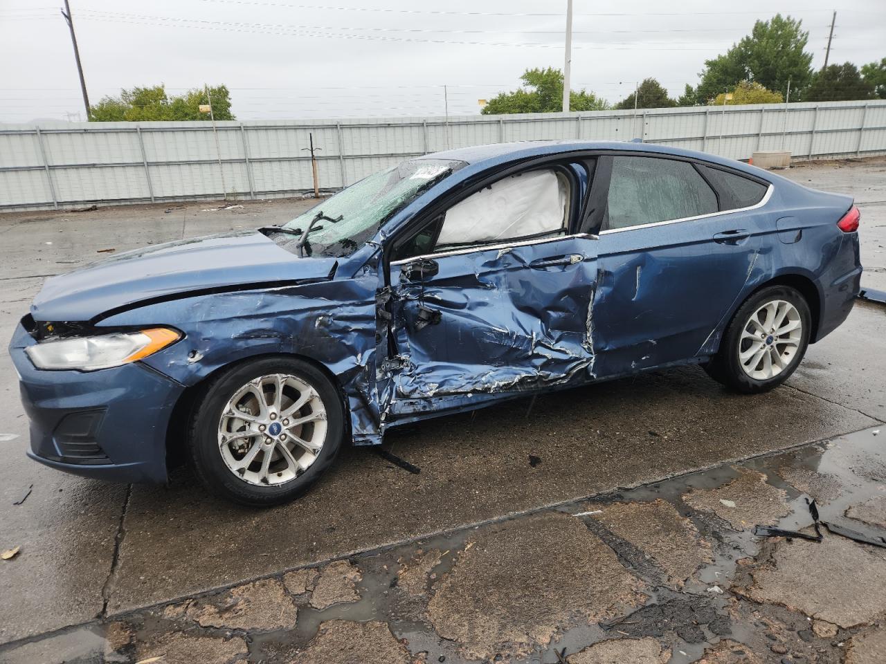 FORD FUSION SE 2019