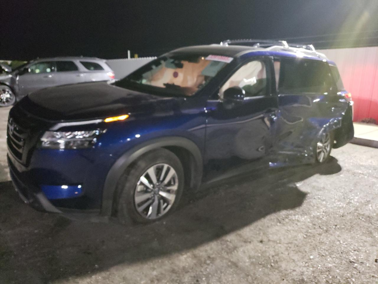 NISSAN PATHFINDER 2023