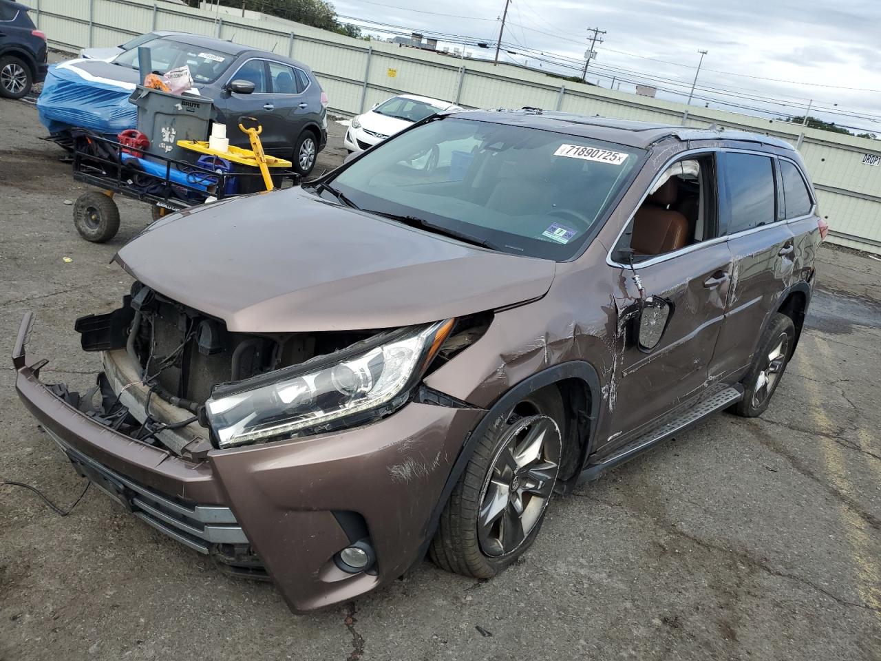 TOYOTA HIGHLANDER HYBRID LIMITED 2017