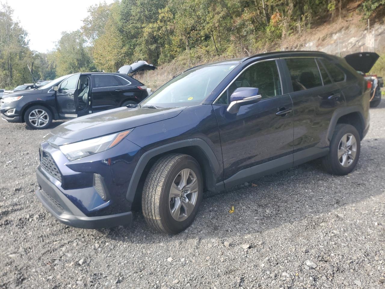 TOYOTA RAV4 XLE 2023