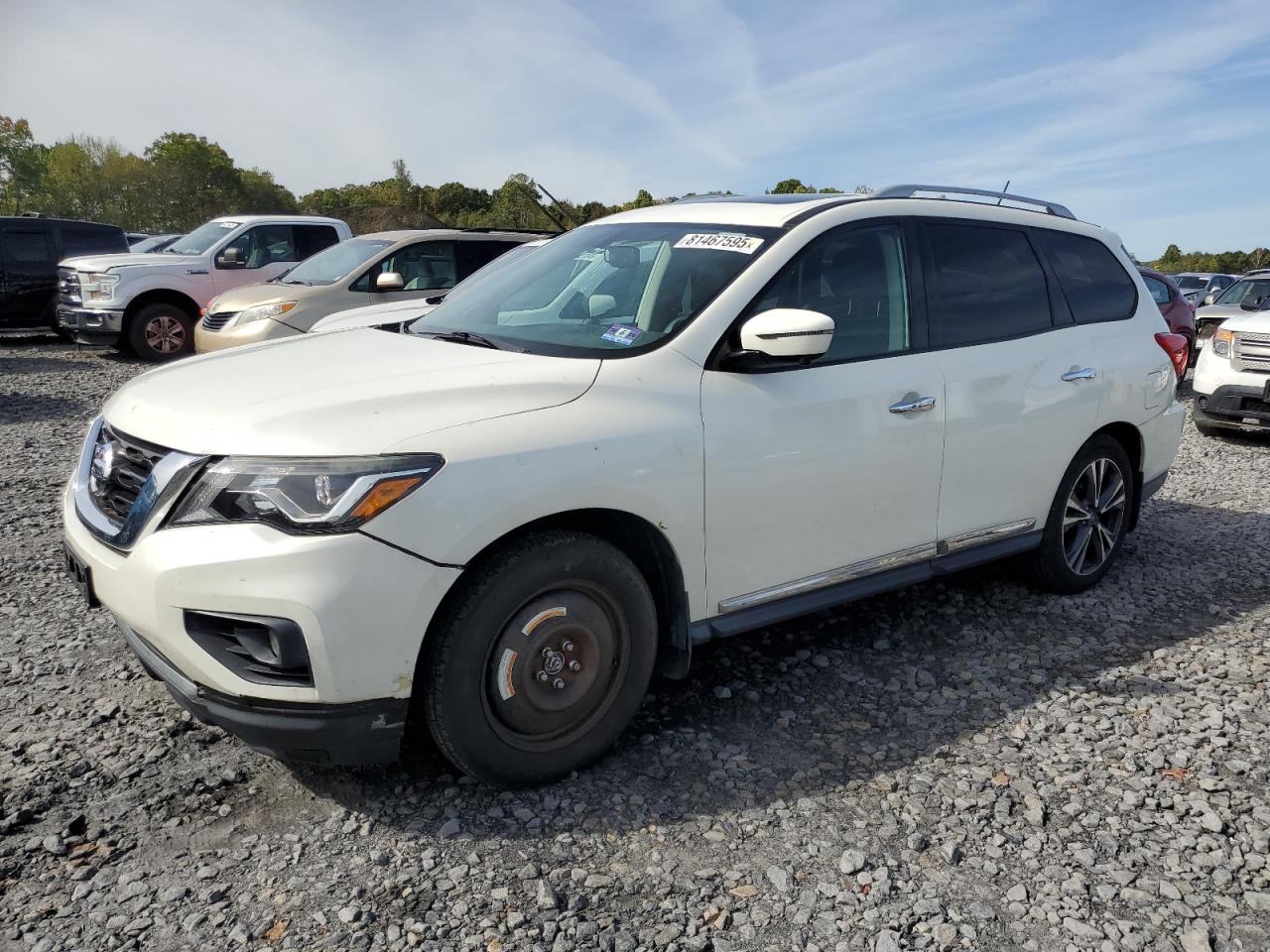 NISSAN PATHFINDER 2017