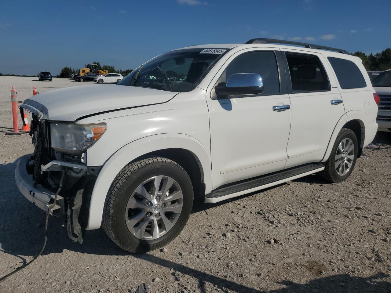 TOYOTA SEQUOIA LI 2011