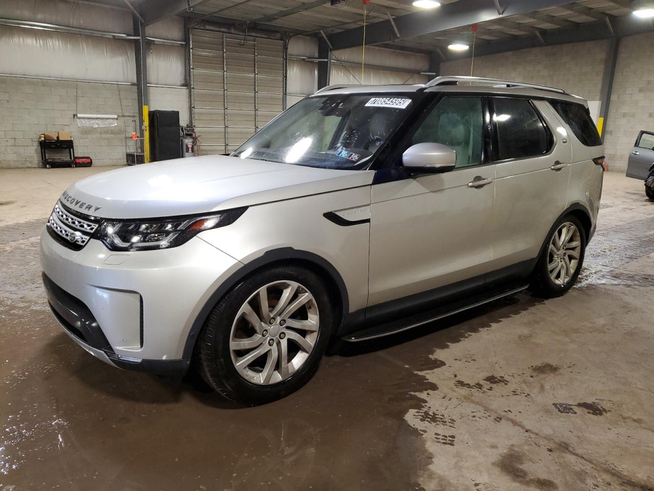 LAND ROVER DISCOVERY 2017