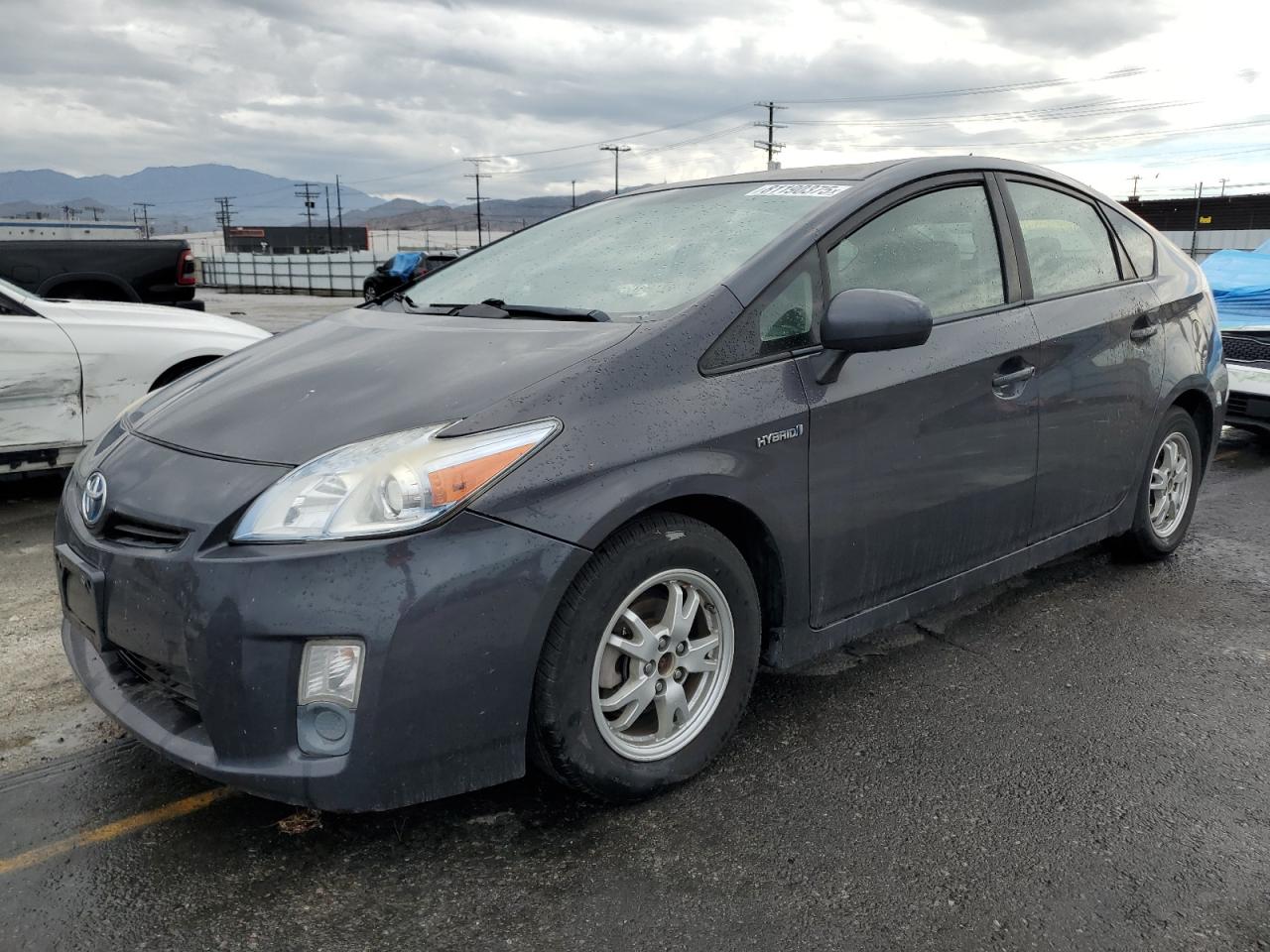 TOYOTA PRIUS 2011