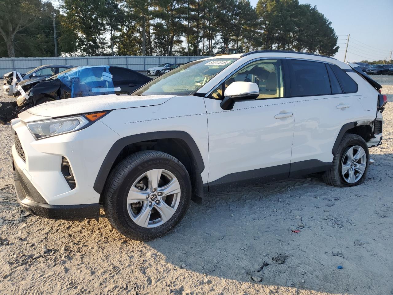 TOYOTA RAV4 XLE 2019