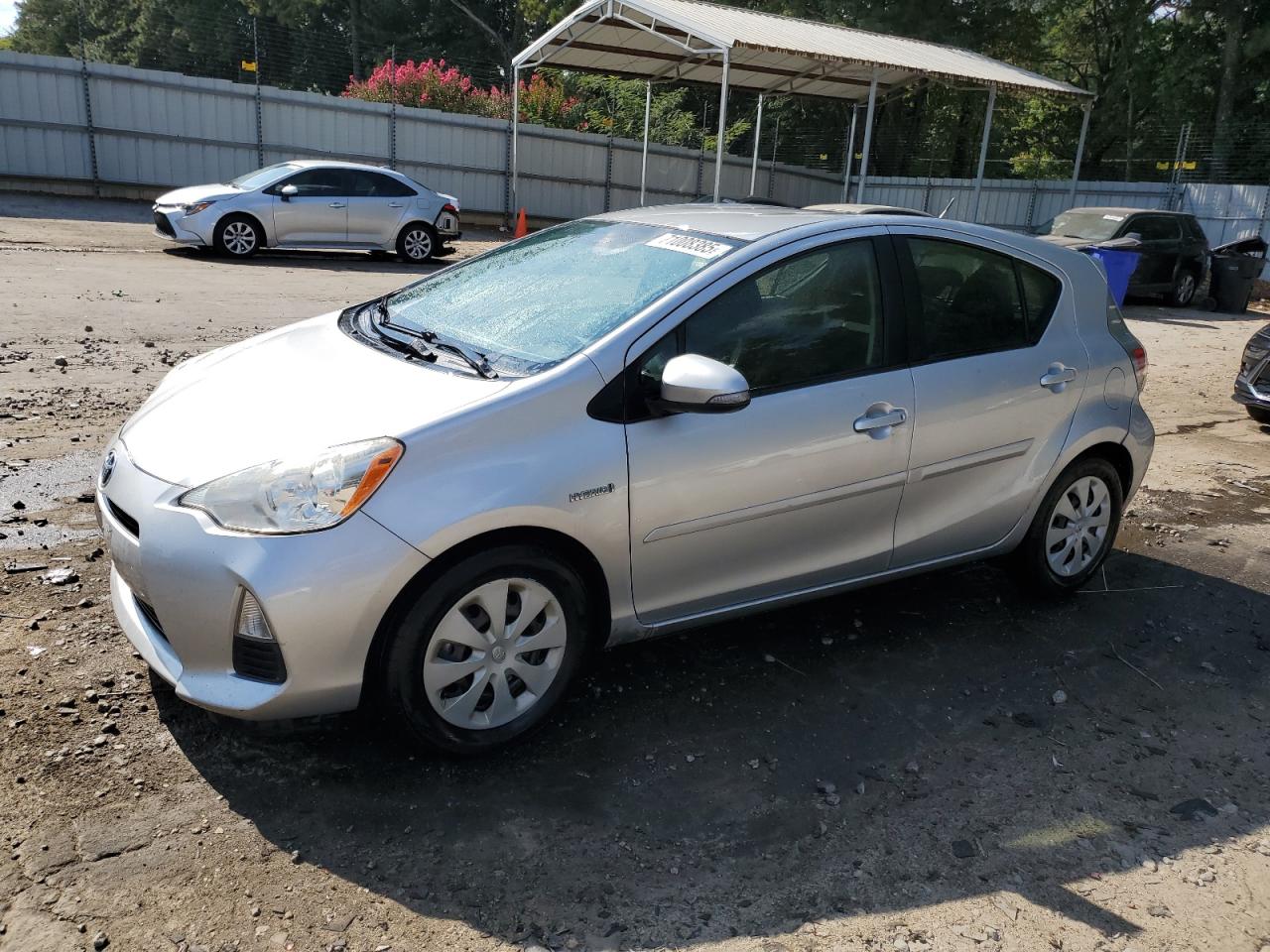 TOYOTA PRIUS C 2012