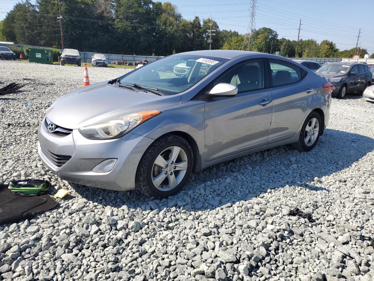 HYUNDAI ELANTRA GL 2013