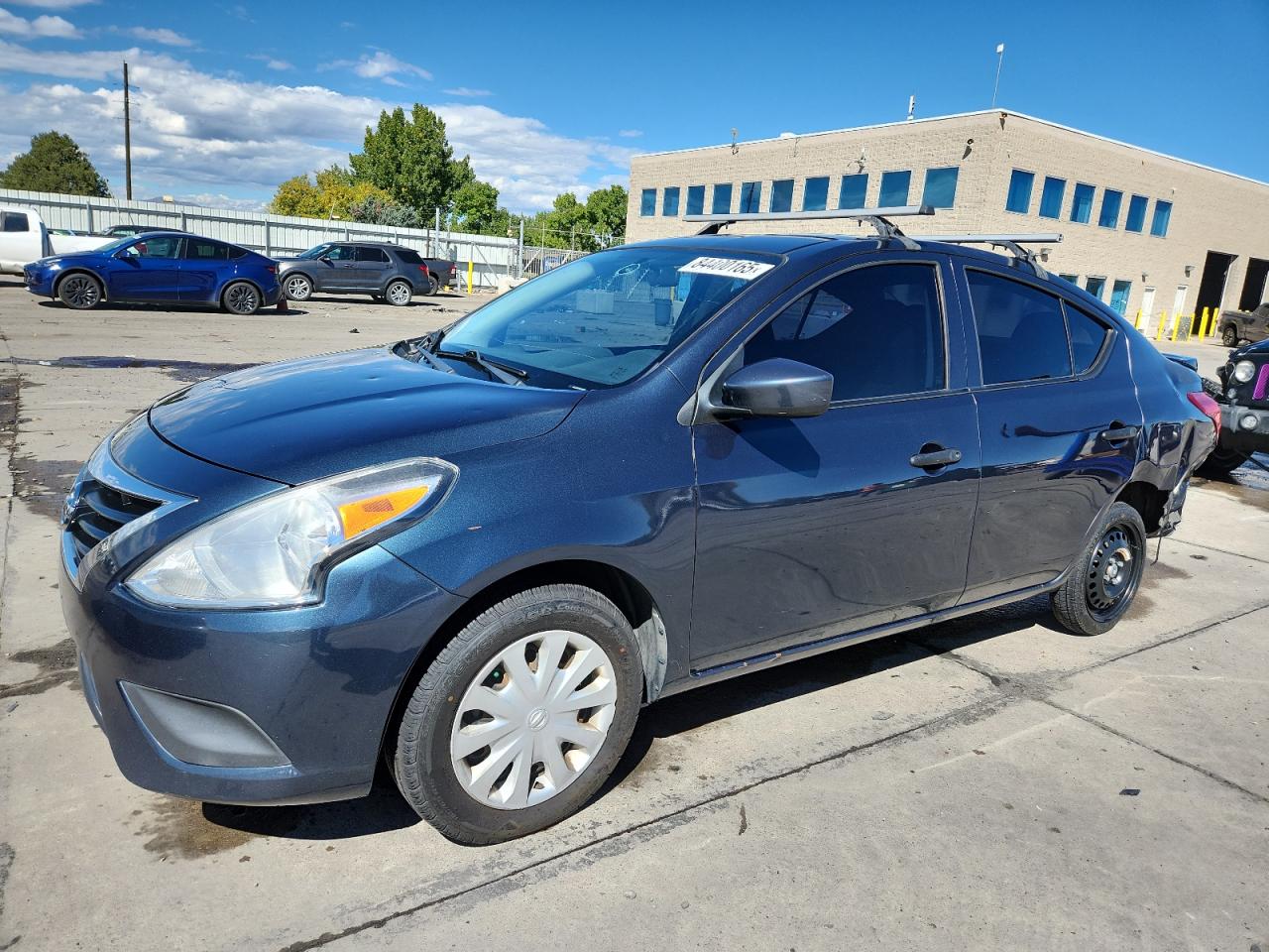NISSAN VERSA 2017