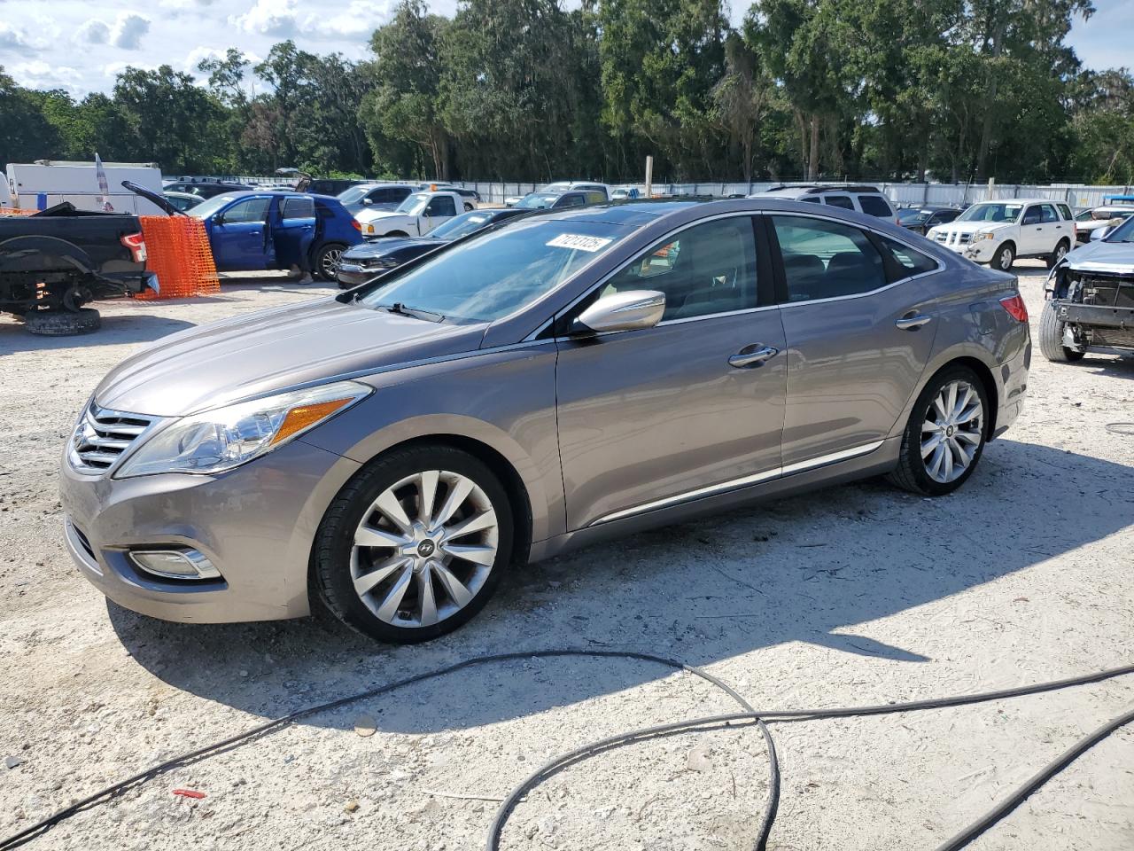 HYUNDAI AZERA GLS 2012