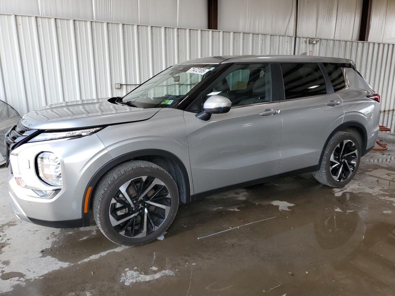 MITSUBISHI OUTLANDER 2023