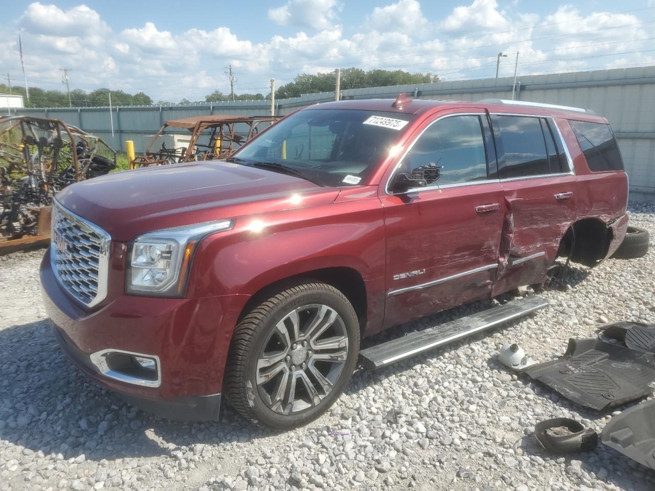 GMC YUKON DENALI 2019
