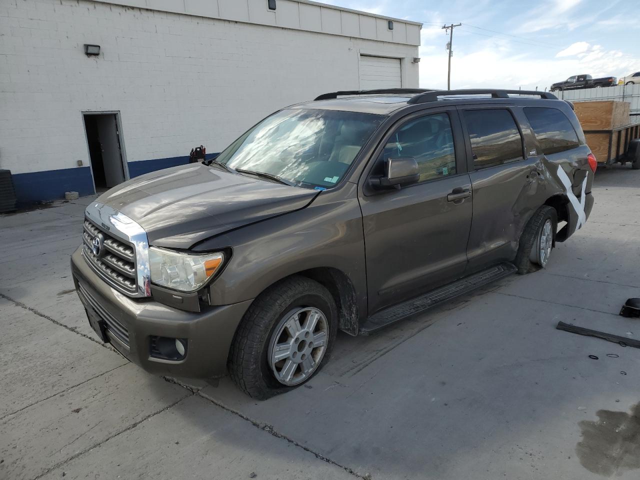 TOYOTA SEQUOIA SR 2010