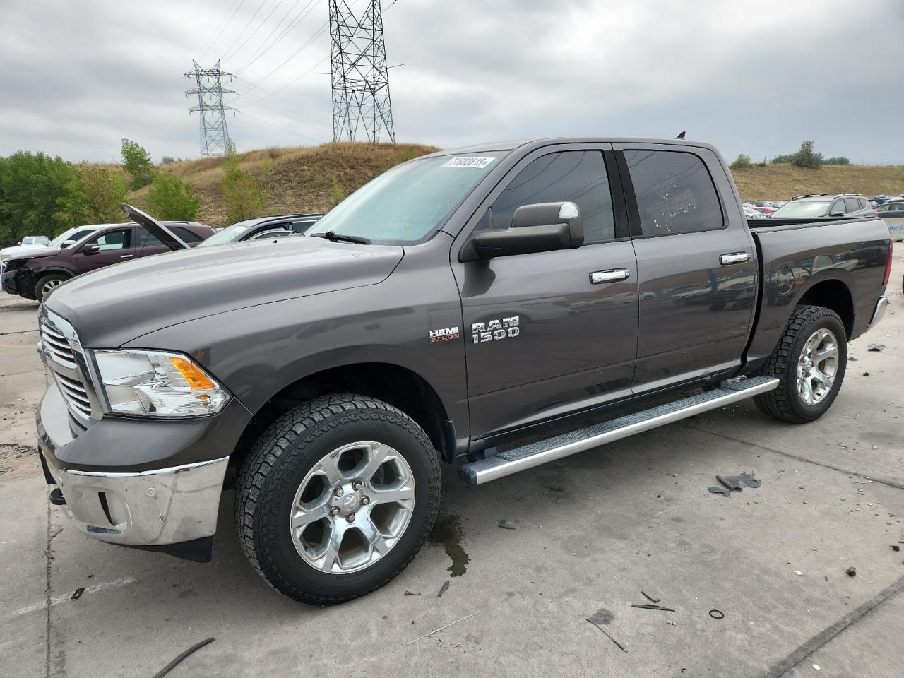 RAM 1500 SLT 2016