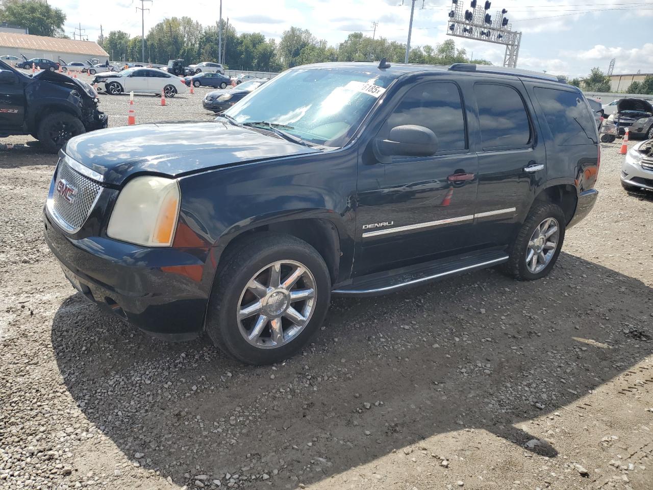 GMC YUKON DENA 2011