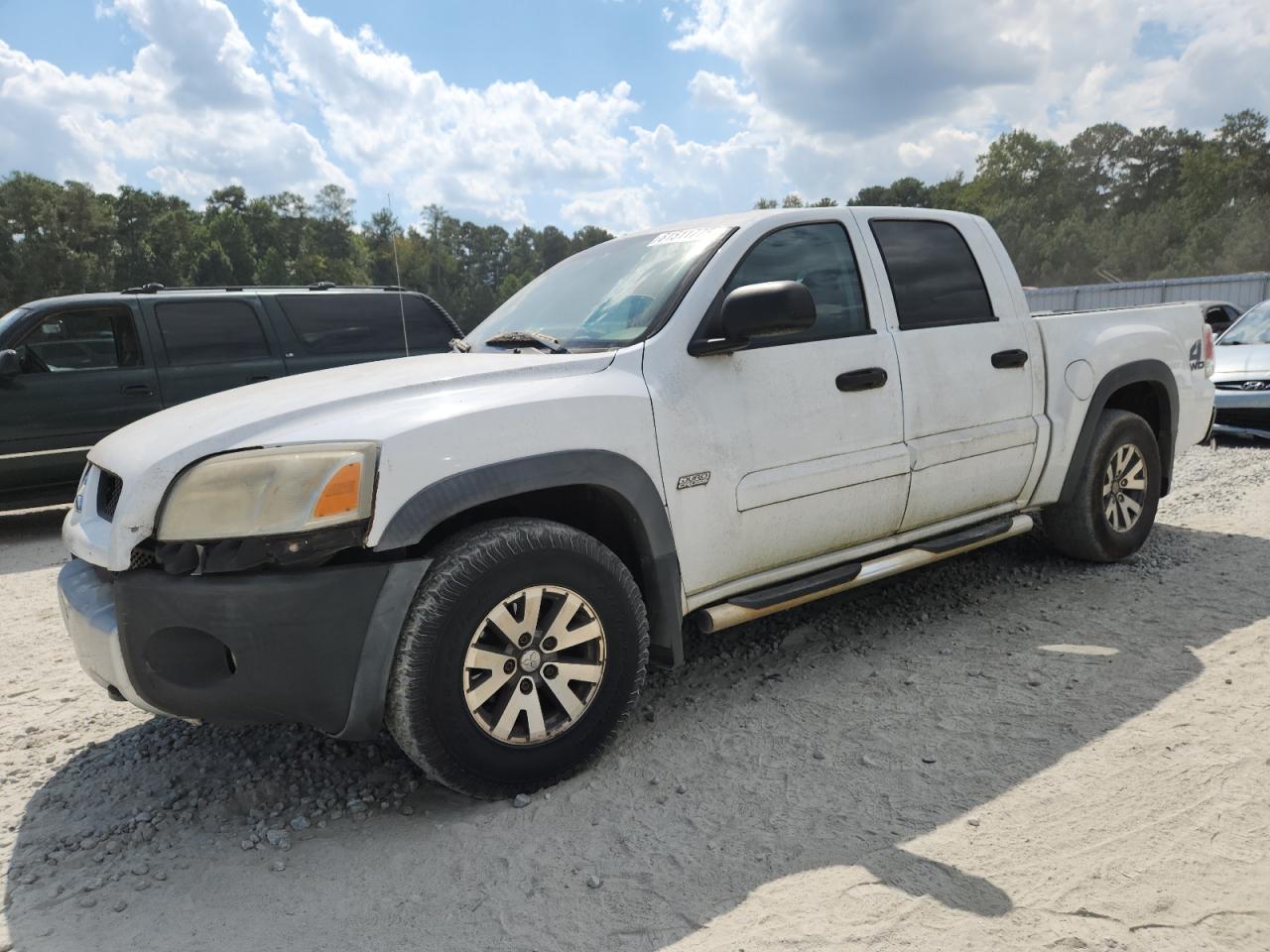 MITSUBISHI RAIDER DUR 2006