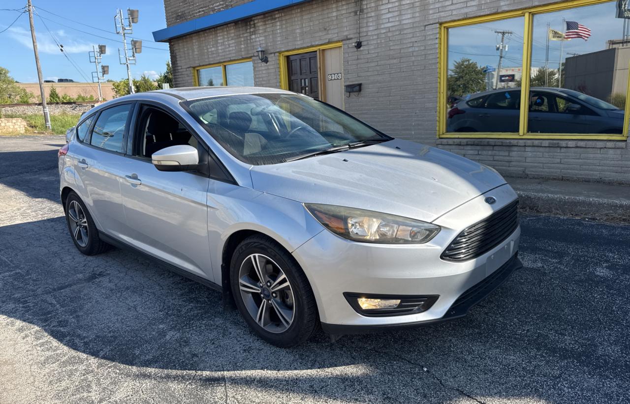 FORD FOCUS SE 2016