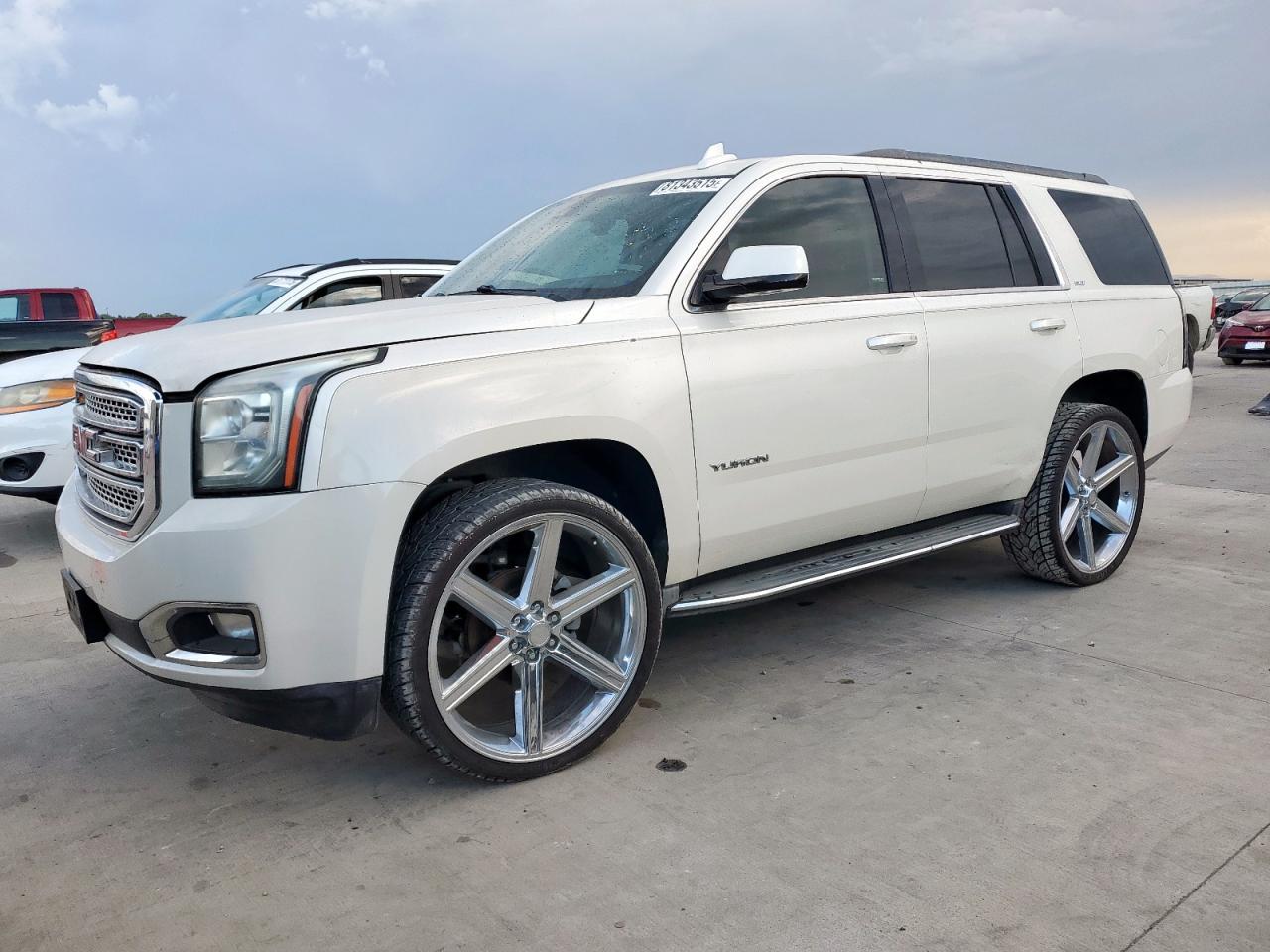 GMC YUKON SLT 2015