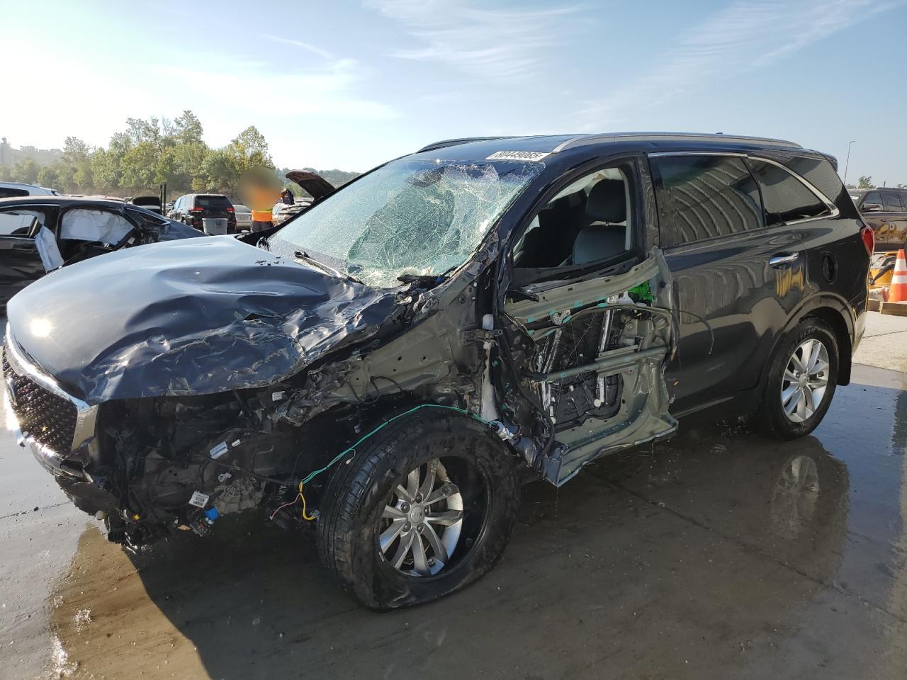 KIA SORENTO LX 2017