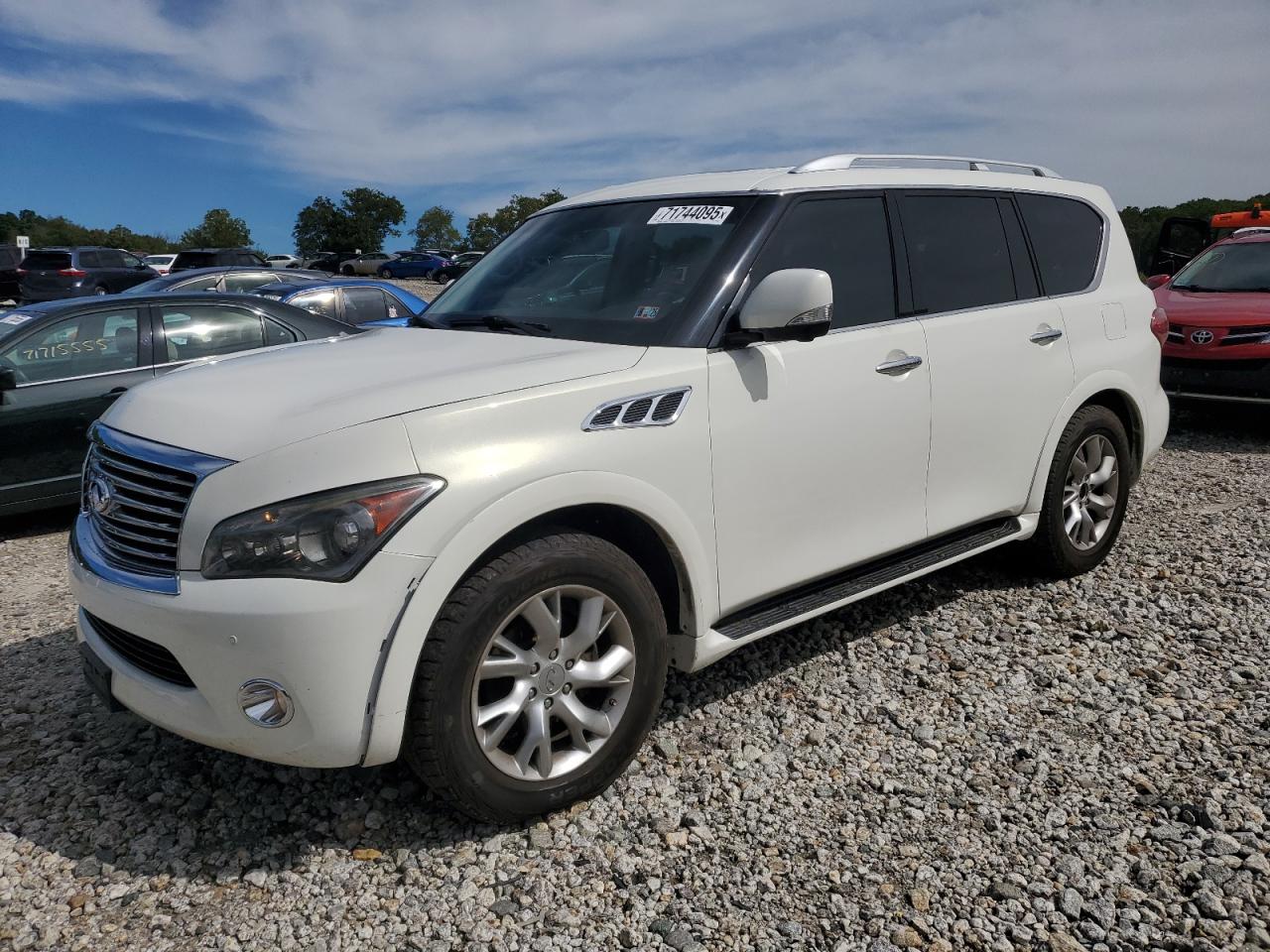 INFINITI QX56 2012